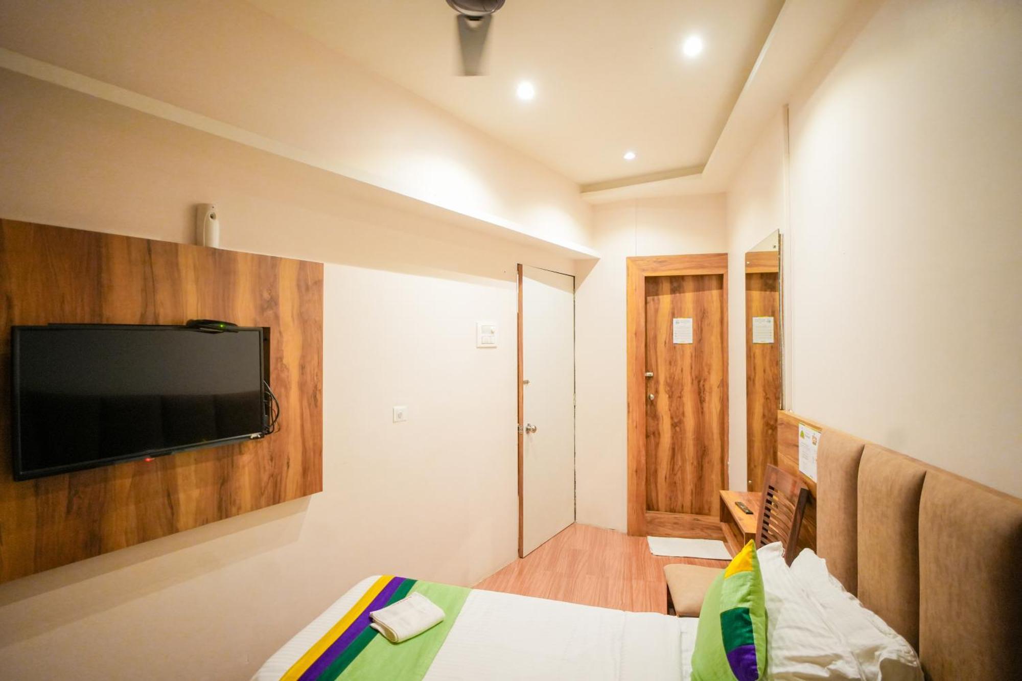 Hotel Skylink Hospitality Mahalaxmi Bombay Exterior foto