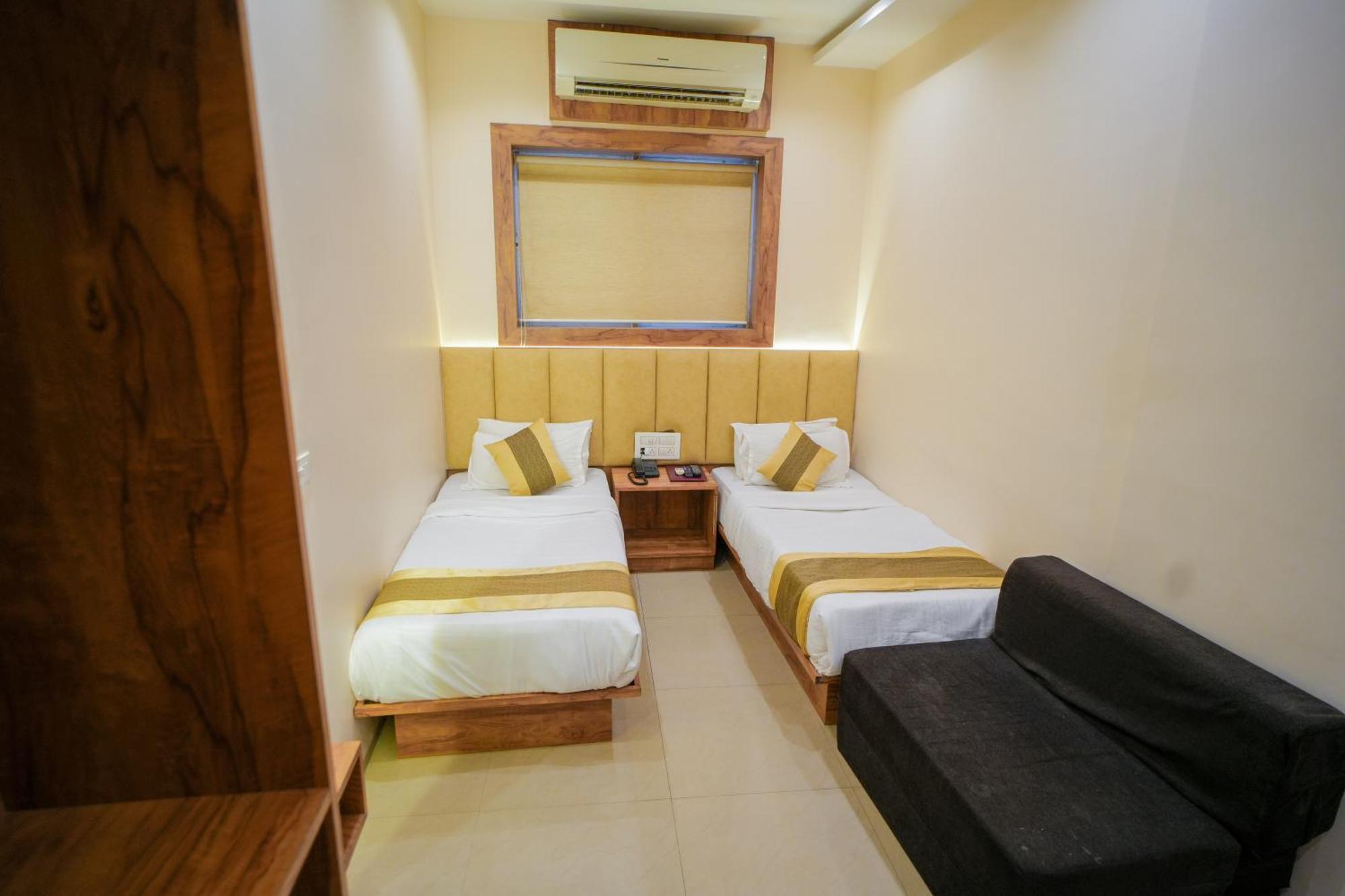 Hotel Skylink Hospitality Mahalaxmi Bombay Exterior foto