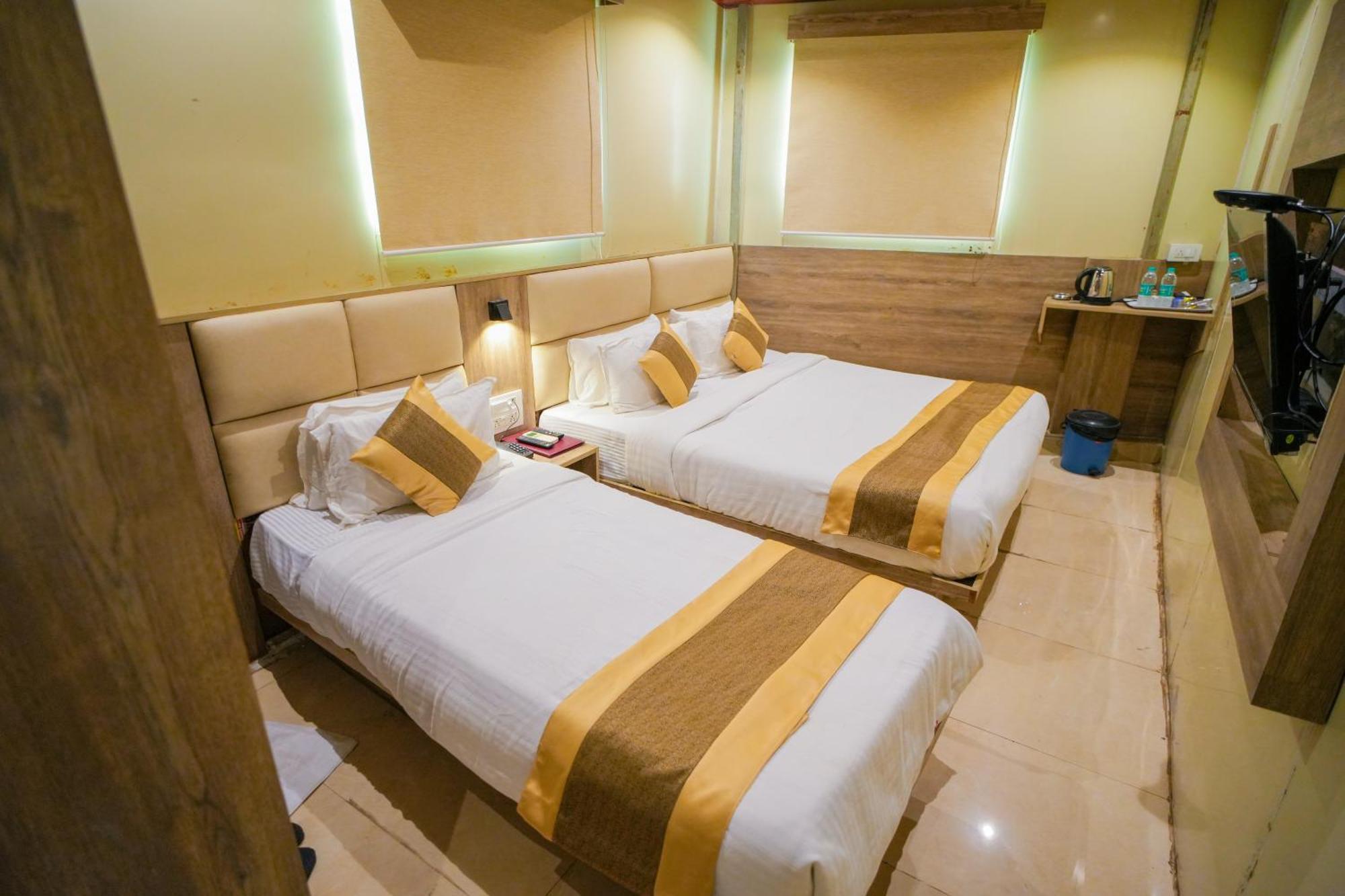 Hotel Skylink Hospitality Mahalaxmi Bombay Exterior foto