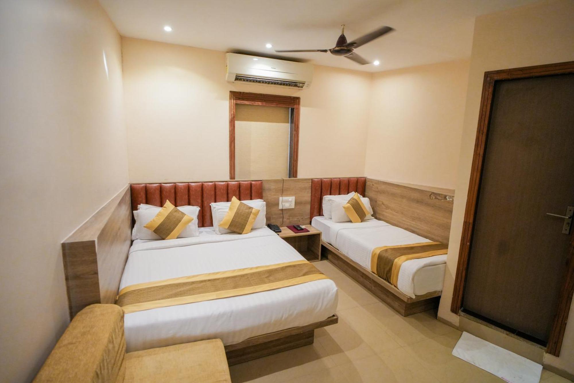 Hotel Skylink Hospitality Mahalaxmi Bombay Exterior foto
