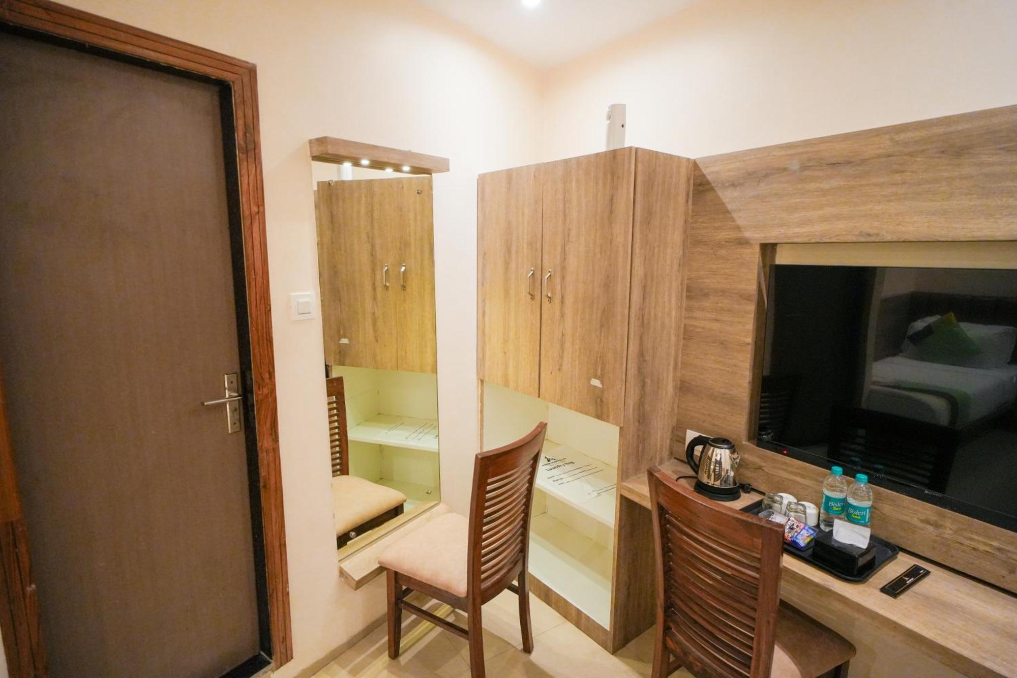 Hotel Skylink Hospitality Mahalaxmi Bombay Exterior foto