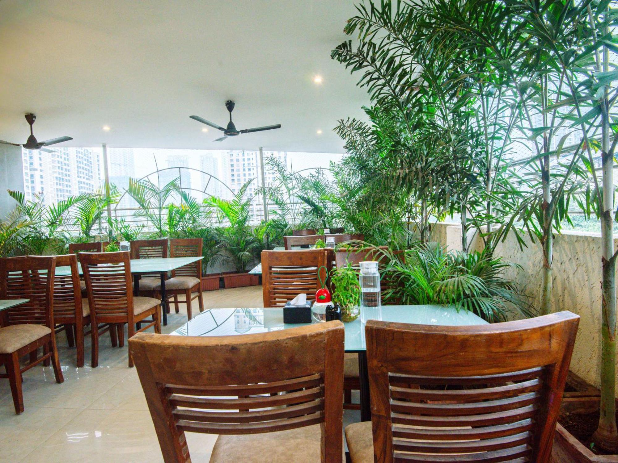 Hotel Skylink Hospitality Mahalaxmi Bombay Exterior foto